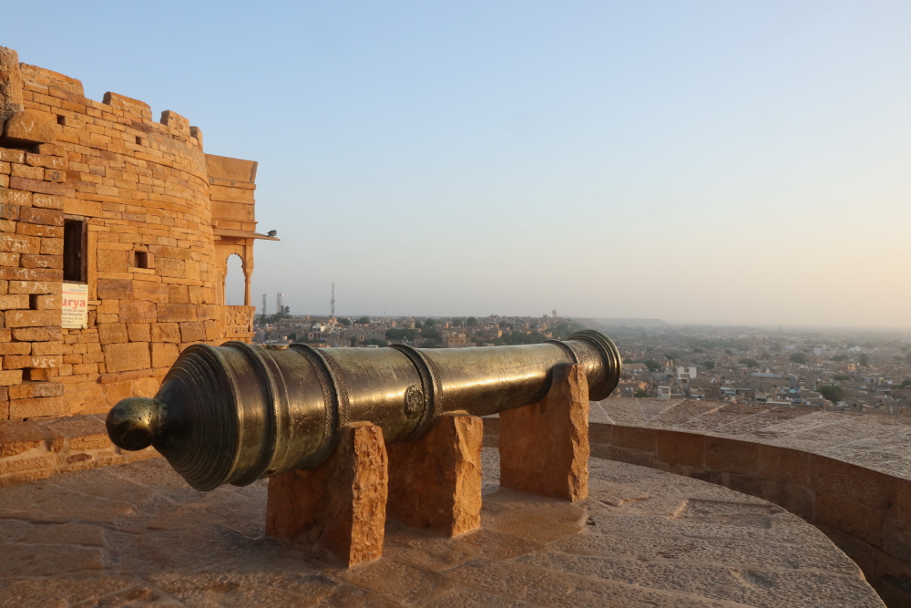 Image od centuries old Cannon overlooking Jaisalmer city