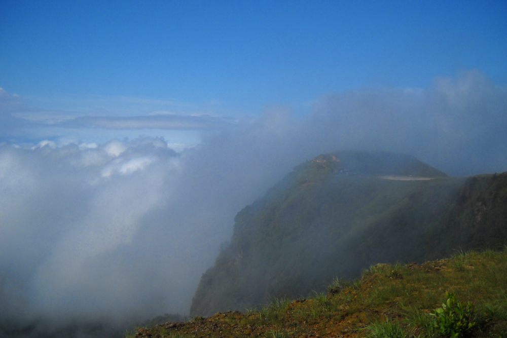 Image of cloud rolling up from the valleys in East Khasi Hills.