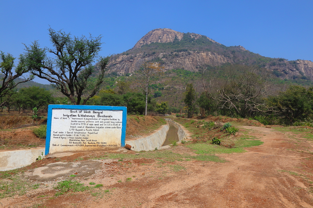 Image of a peak in Ayodhya Hills in Purulia. 