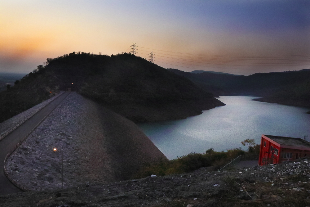 Image of PPSP Lower Dam during sunset.